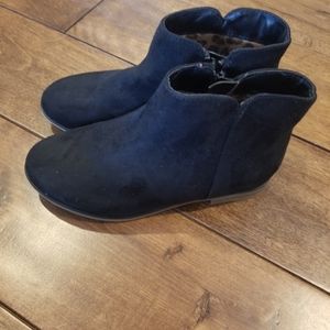 Cat and Jack toddler girls black boots size 11